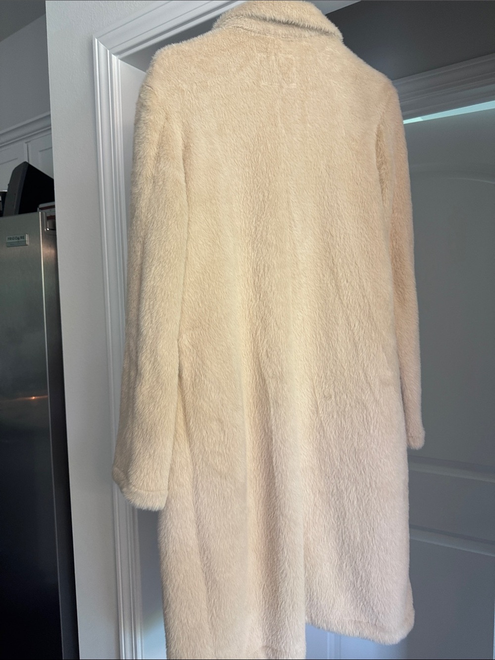 Insanely Soft Off White Cream Cozy Faux-Fur Long Coat - Picture 6 of 9